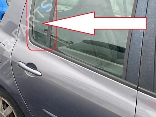 Dør rude højre bagtil RENAULT CLIO III (BR0/1, CR0/1) 1.6 16V (BR09, BR0T, CR09, CR0T) (88 hp) 32067880