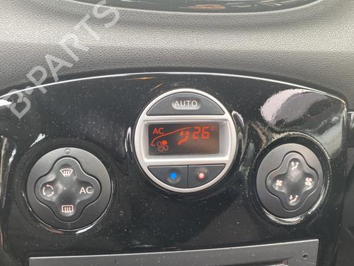 Used Climate control Climate control RENAULT CLIO III (BR0/1, CR0/1) 1.5 dCi (BR17, CR17) (86 hp) 32780759 32780759