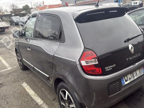 Used Left taillight Left taillight RENAULT TWINGO III (BCM_, BCA_) 0.9 TCe 90 (BCM9, BCM2) (90 hp) 33535732 33535732