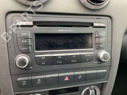 Used Radio Radio AUDI A3 (8P1) 2.0 TDI 16V (140 hp) 39937498 39937498