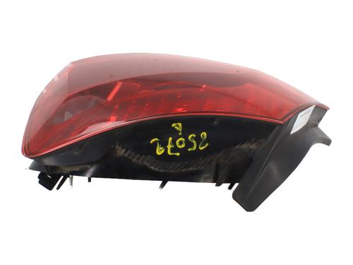 Right taillight PEUGEOT 407 (6D_) 2.0 16V (6DRFJC, 6DRFJE, 6DRFJF) | BP25672852C35 