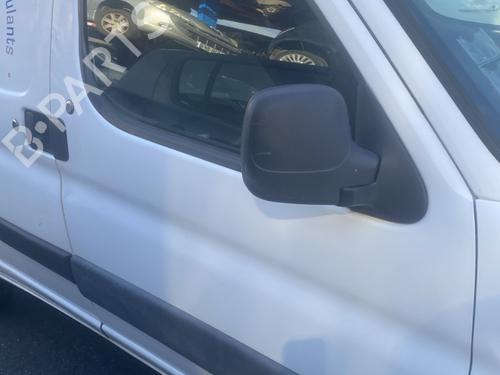 Used Right front door Right front door CITROËN BERLINGO / BERLINGO FIRST MPV (MF_, GJK_, GFK_) 1.6 HDI 90 (MF9HX) (90 hp) 29957536 29957536
