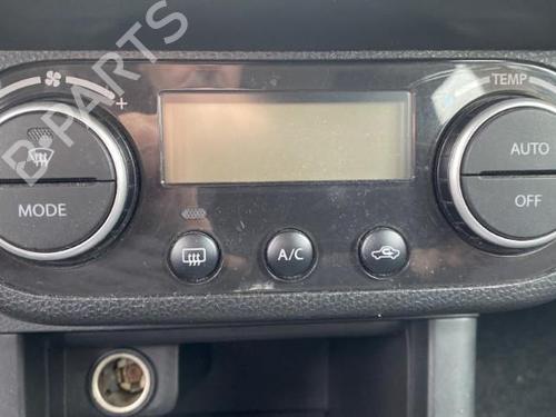Used Climate control Climate control SUZUKI SWIFT III (MZ, EZ) 1.3 DDiS (RS413D) (75 hp) 25678463 25678463