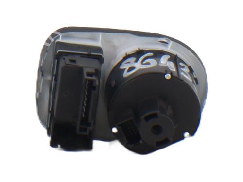 Headlight switch SEAT ALTEA XL (5P5, 5P8) 2.0 TDI 16V | BP25675808I24