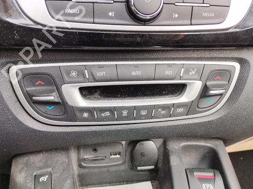 Used Climate control Climate control 37589015 37589015