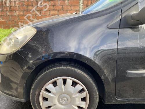 Used Left front fenders RENAULT CLIO III (BR0/1, CR0/1) 1.5 dCi (BR17, CR17) (86 hp) 25674311