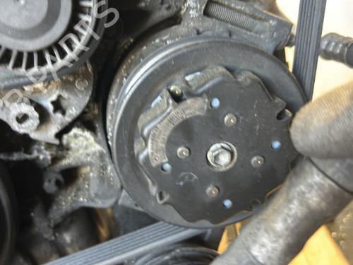 Used AC compressor AC compressor MERCEDES-BENZ C-CLASS (W204) C 200 CDI (204.001) (136 hp) 25688176 25688176