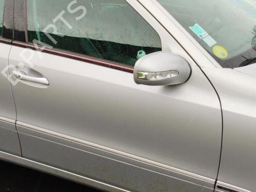Used Right front door MERCEDES-BENZ E-CLASS (W211) E 320 (211.065) (224 hp) 25692350