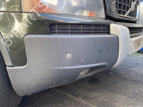 Used Front bumper Front bumper VOLVO XC90 I (275) D5 AWD (163 hp) 25694664 25694664