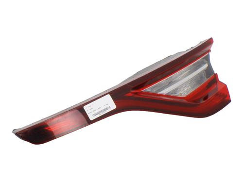 right-tailgate-light-renault-megane-iv-hatchback-b9amn_-2015-39689925 main image