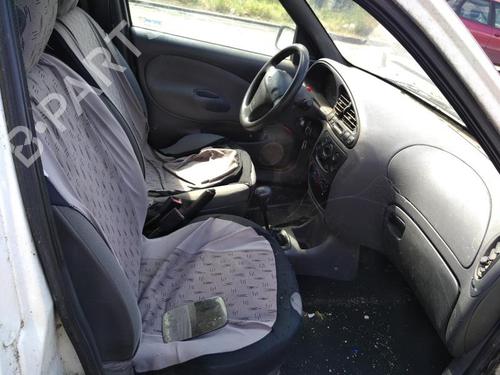 Left taillight FORD FIESTA Box Body/MPV (J5_, J3_) 1.8 D | BP25687873C34 