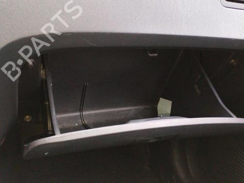 Used Glove box Glove box HYUNDAI TUCSON (JM) 2.0 CRDi (140 hp) 25674498 25674498