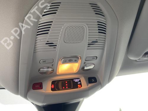 Interior roof light PEUGEOT 3008 II SUV (MC_, MR_, MJ_, M4_) 1.5 BlueHDi 130 96781443PR