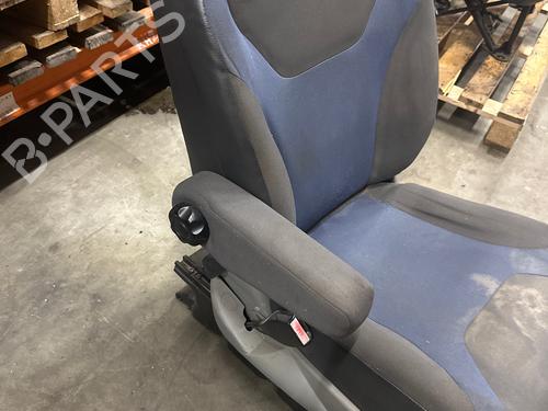 Left front seat RENAULT TRAFIC II Bus (JL) | BP37471277C15 - Image 5