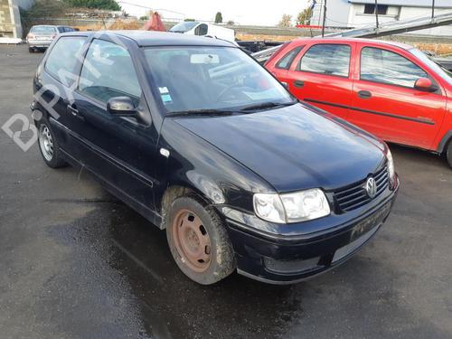 Left front indicator VW POLO (6N2) 1.4 | BP25699128C32 