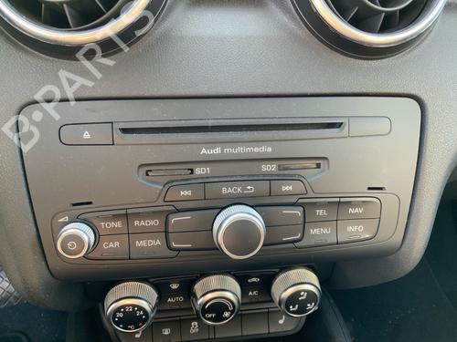 Used Radio Radio AUDI A1 Sportback (8XA, 8XF) 1.6 TDI (90 hp) 39762384 39762384