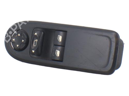 Used Left front window switch Left front window switch PEUGEOT 308 I (4A_, 4C_) 1.6 HDi (90 hp) 34173632 34173632
