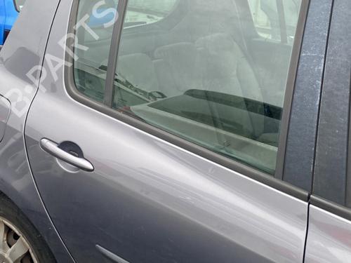 Used Right rear door RENAULT CLIO III (BR0/1, CR0/1) 1.6 16V (BR09, BR0T, CR09, CR0T) (88 hp) 32067885