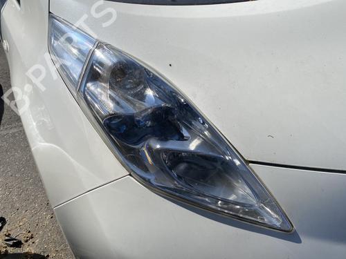 Used Right headlight NISSAN LEAF (ZE0) Electric (109 hp) 25694065