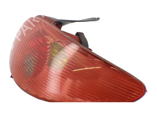 Right taillight PEUGEOT 206 Hatchback (2A/C) 1.4 HDi eco 70 | BP31596192C35 