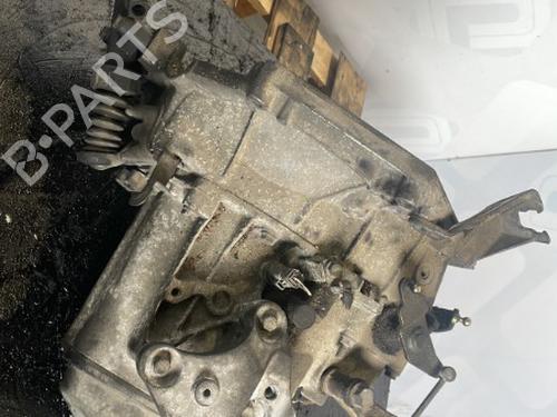 Used Gearbox Gearbox RENAULT RAPID Box Body/MPV (F40_, G40_) 1.9 D (F40R) (54 hp) 25686263 25686263