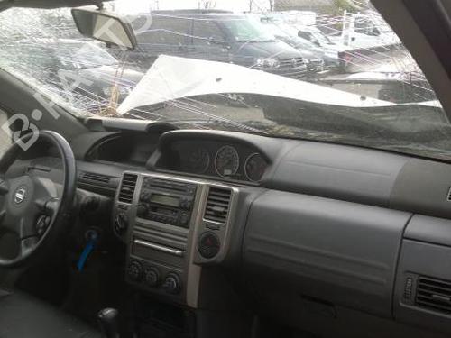 Switch NISSAN X-TRAIL I (T30) 2.2 dCi 4x4 | BP25689957I30 
