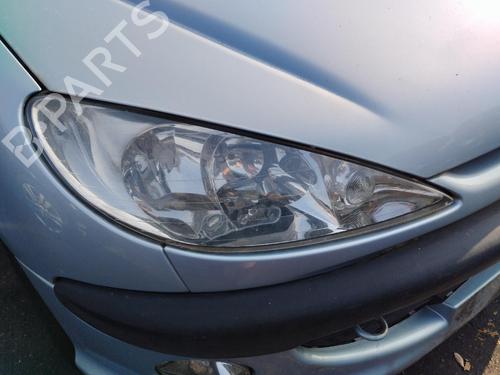 Used Right headlight Right headlight PEUGEOT 206 Hatchback (2A/C) 2.0 S16 (136 hp) 38472916 38472916
