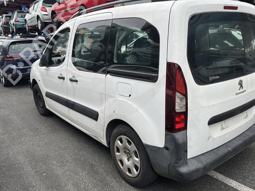 Used Rear bumper Rear bumper PEUGEOT PARTNER Tepee 1.6 BlueHDi 120 (120 hp) 33884426 33884426
