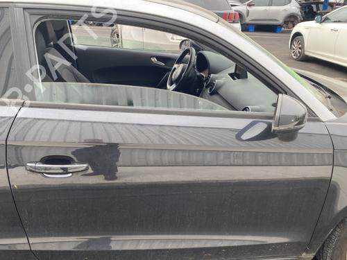 Used Right front door AUDI A1 (8X1, 8XK) 1.6 TDI (105 hp) 32993479