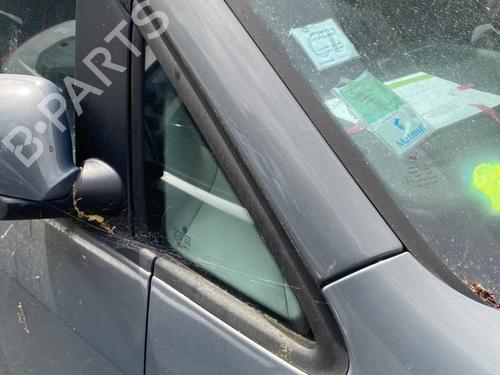 Used Front right quarter glass VW TOURAN (1T1, 1T2) 2.0 TDI (136 hp) 26240809