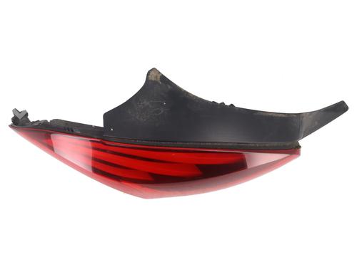 Left taillight PEUGEOT 208 I (CA_, CC_) 1.2 VTI 82 | BP25676556C34 