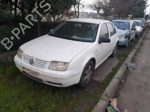 Left taillight VW BORA I (1J2) 1.9 TDI | BP25687829C34 