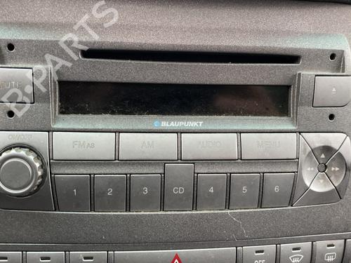 Used Radio LANCIA MUSA (350_) 1.3 D Multijet (350.AXM11, 350.AXM1A, 350.AXI1A) (95 hp) 25673490