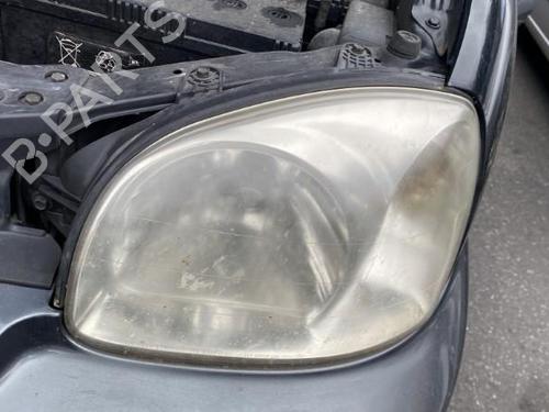 Used Left headlight HYUNDAI SANTA FÉ I (SM) 2.0 CRDi 4x4 (125 hp) 27520179