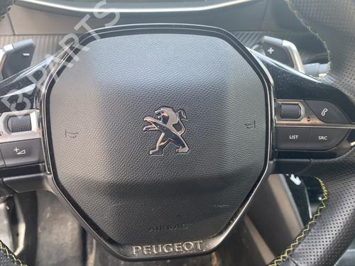 Used Driver airbag PEUGEOT 2008 II (UD_, US_, UY_, UJ_, UR_, UC_) 1.2 PureTech 130 (USHNS, URHNS) (130 hp) 28063019