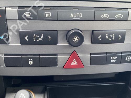 Used Climate control PEUGEOT 407 (6D_) 2.0 16V (6DRFJC, 6DRFJE, 6DRFJF) (140 hp) 32020443