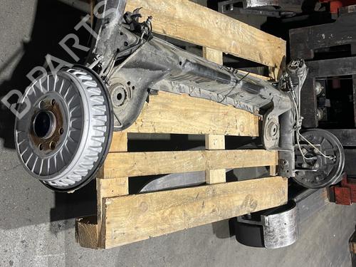 Używane Oś tylna RENAULT CLIO V (B7_) 1.5 Blue dCi 85 (B7AG) (86 hp) 25673116