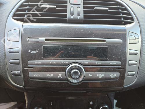 Radio FIAT BRAVO II (198_) 1.6 D Multijet (198AXL1B) (120 hp) 25684734