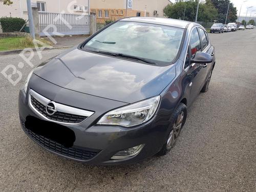 OPEL ASTRA H (A04)    2539956
