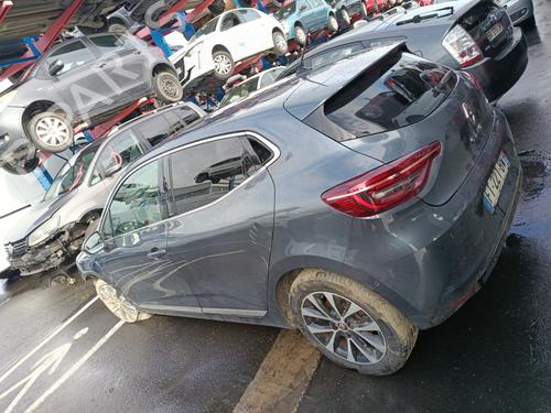 Used Rear bumper Rear bumper RENAULT CLIO V (B7_) 1.6 E-TECH 140 (B7MU) (140 hp) 33724006 33724006