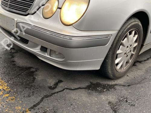 Venstre Fortil Tågelygte MERCEDES-BENZ E-CLASS (W210) E 270 CDI (210.016) (170 hp) 31271198