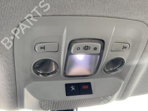 Innerbelysning Innerbelysning PEUGEOT 208 I (CA_, CC_) 1.2 VTI 82 (82 hp) 33741980 33741980