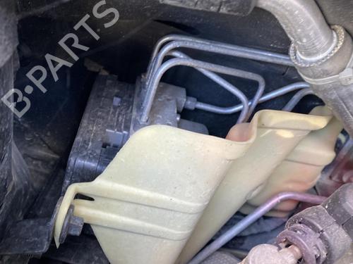 Used ABS pump RENAULT MEGANE IV Grandtour (K9A/M/N_) 1.5 dCi 110 (110 hp) 25685969