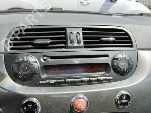 Used Radio Radio FIAT 500 (312_) 1.2 (312AXA1A) (69 hp) 35968788 35968788