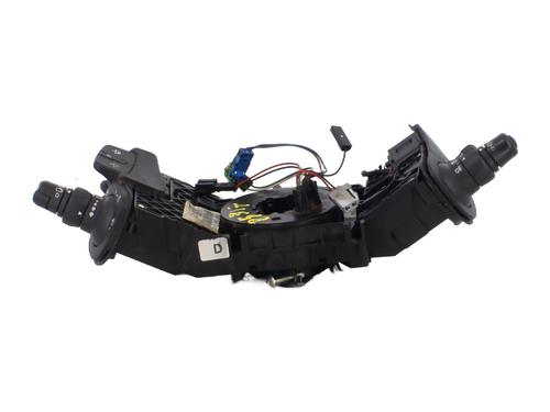 Used Steering column stalk Steering column stalk RENAULT CLIO II (BB_, CB_) 1.2 (BB0A, BB0F, BB10, BB1K, BB28, BB2D, BB2H, CB0A,... (58 hp) 25916484 25916484