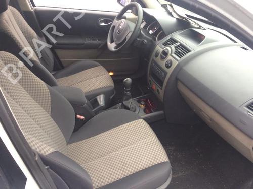 Left taillight RENAULT MEGANE II Estate (KM0/1_) 1.5 dCi (KM16, KM1E) | BP25696716C34 