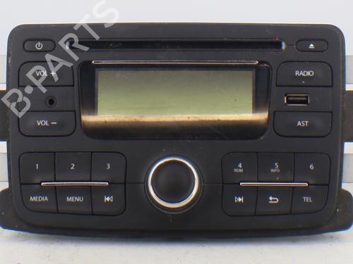 Used Radio DACIA LODGY (JS_) 1.5 dCi (JSMC, JSAF) (107 hp) 31170729