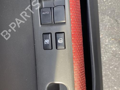 Interrupteur de vitre avant gauche SUZUKI SWIFT III (MZ, EZ) 1.6 (RS416, RR 416, ZC31S) (125 hp) 30156924