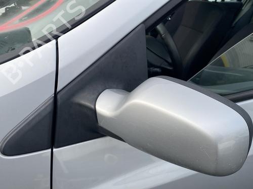 Used Left mirror Left mirror RENAULT CLIO III (BR0/1, CR0/1) 1.5 dCi (BR17, CR17) (86 hp) 32780748 32780748