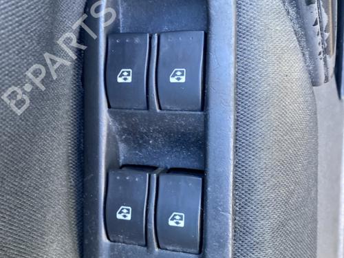 left-front-window-switch-renault-megane-ii-coupe-cabriolet-em01_-2003-2004-2005-2006-2007-2008-2009-2010-32122336 main image